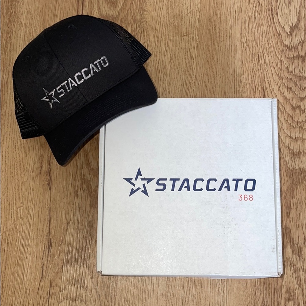 Staccato Black Cap